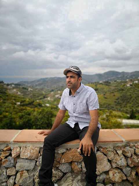 Main guide image for Salim